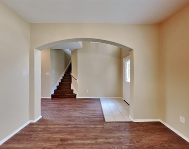 18250 Eton Ridge Court - Photo Thumbnail 3