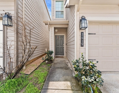 3419 Avondale View Drive - Photo Thumbnail 1