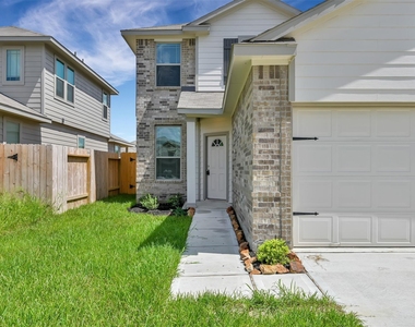 16609 Merry Pines Drive - Photo Thumbnail 1