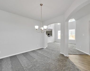 16609 Merry Pines Drive - Photo Thumbnail 4