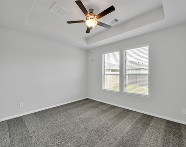 16609 Merry Pines Drive - Photo Thumbnail 17