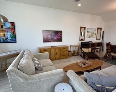 2245 Reeling Circle - Photo Thumbnail 7