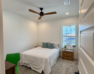 2245 Reeling Circle - Photo Thumbnail 43