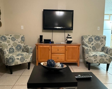 1680 Sunny Brook Lane Ne - Photo Thumbnail 6