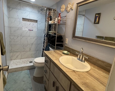 190 E Olmstead Drive - Photo Thumbnail 15