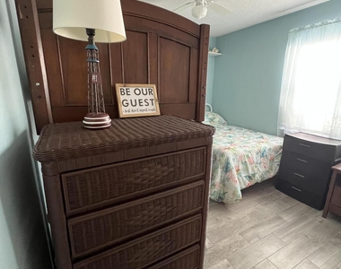 190 E Olmstead Drive - Photo Thumbnail 20
