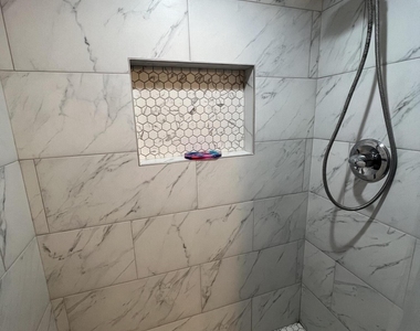 190 E Olmstead Drive - Photo Thumbnail 16