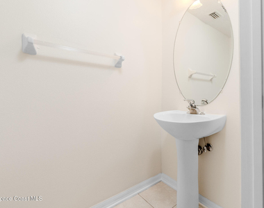 518 Steeplechase Lane - Photo Thumbnail 10