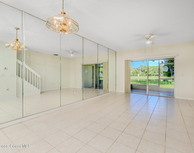 518 Steeplechase Lane - Photo Thumbnail 5