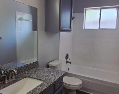 1189 Lyric Ln Lane - Photo Thumbnail 5