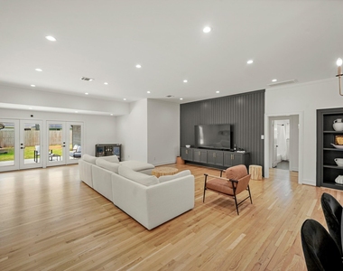 5630 Lymbar Drive - Photo Thumbnail 22
