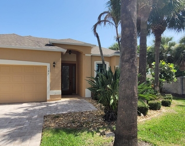 142 Babylon Lane - Photo Thumbnail 2