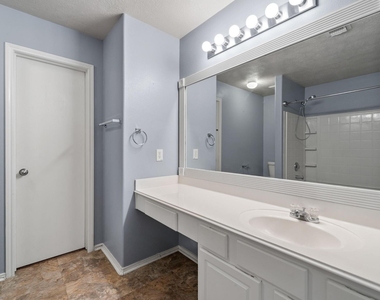 134 S Vesper Bend Circle - Photo Thumbnail 22