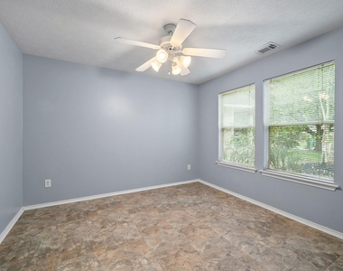 134 S Vesper Bend Circle - Photo Thumbnail 4
