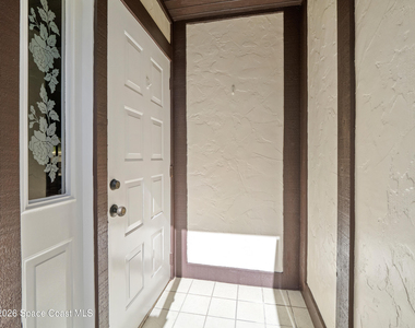 751 Greenwood Manor Circle - Photo Thumbnail 3