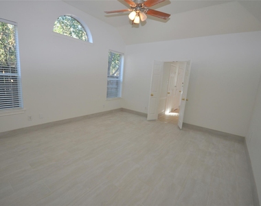 5634 Heather Run - Photo Thumbnail 15
