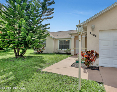 1460 Heartwellville Street Nw - Photo Thumbnail 2