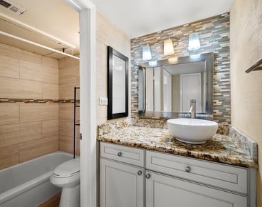 421 Emerson Street - Photo Thumbnail 4