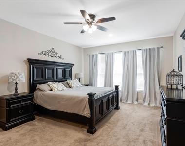 9211 Lowell Cliff Drive - Photo Thumbnail 23