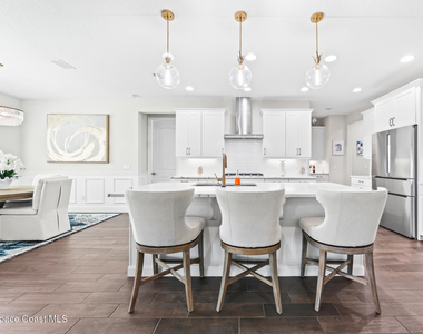 2258 Pangea Circle - Photo Thumbnail 13