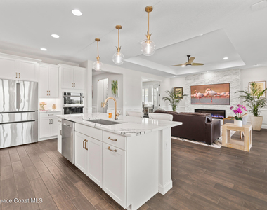 2258 Pangea Circle - Photo Thumbnail 18
