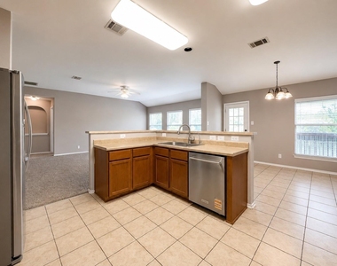 9430 Anderson Way - Photo Thumbnail 13