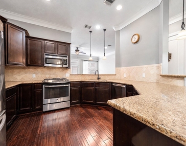 5516 Kiam Street - Photo Thumbnail 2