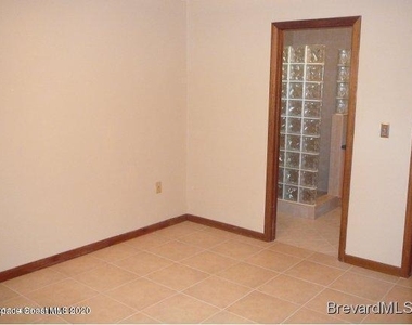 295 Nora Avenue - Photo Thumbnail 15