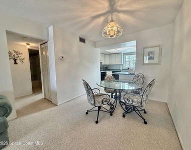 3135 Shady Dell Lane - Photo Thumbnail 4