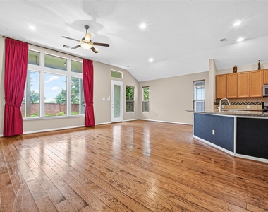 16419 Sheffield Run Drive - Photo Thumbnail 9