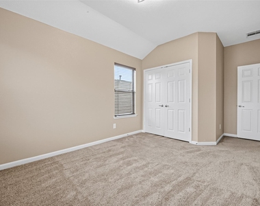 16419 Sheffield Run Drive - Photo Thumbnail 34