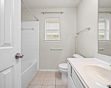 6423 Bonnie Chase Lane - Photo Thumbnail 27