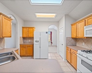 6423 Bonnie Chase Lane - Photo Thumbnail 11