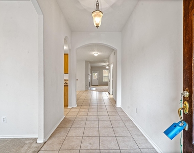 6423 Bonnie Chase Lane - Photo Thumbnail 4