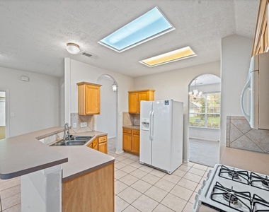 6423 Bonnie Chase Lane - Photo Thumbnail 10