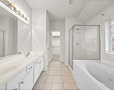 6423 Bonnie Chase Lane - Photo Thumbnail 19