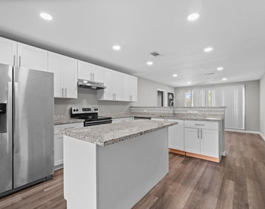 5242 Greylog Drive - Photo Thumbnail 6