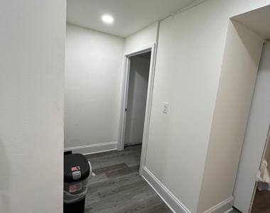 50w West 34th Street - Photo Thumbnail 6