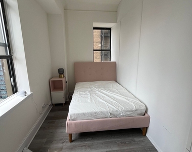 50w West 34th Street - Photo Thumbnail 5
