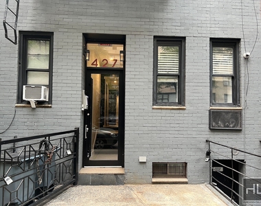 East 80th Street - Photo Thumbnail 5