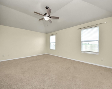 3226 View Valley Trail - Photo Thumbnail 23