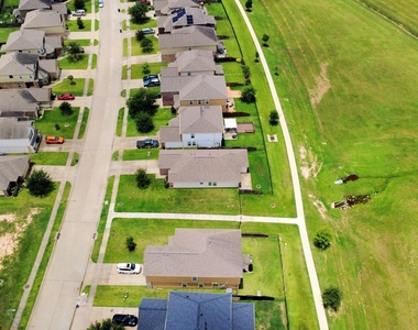 3226 View Valley Trail - Photo Thumbnail 37