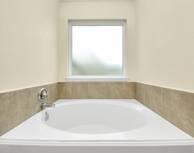 3226 View Valley Trail - Photo Thumbnail 31