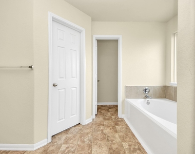 3226 View Valley Trail - Photo Thumbnail 26