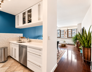157 East 32 Street - Photo Thumbnail 4