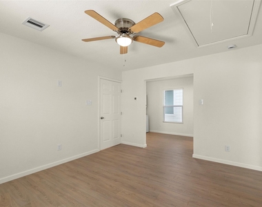 6327 Illinois Street - Photo Thumbnail 8