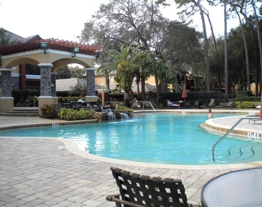2209 Portofino Place - Photo Thumbnail 28