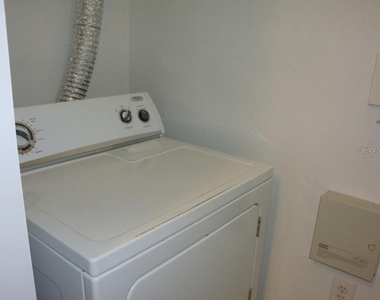 2209 Portofino Place - Photo Thumbnail 16