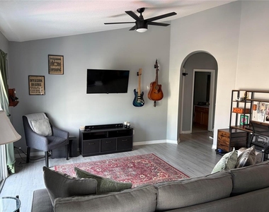 8503 Shallow Creek Court - Photo Thumbnail 5