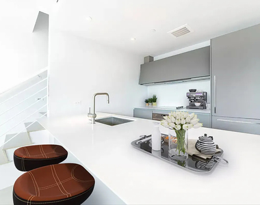 632 Lorimer Street - Photo Thumbnail 5